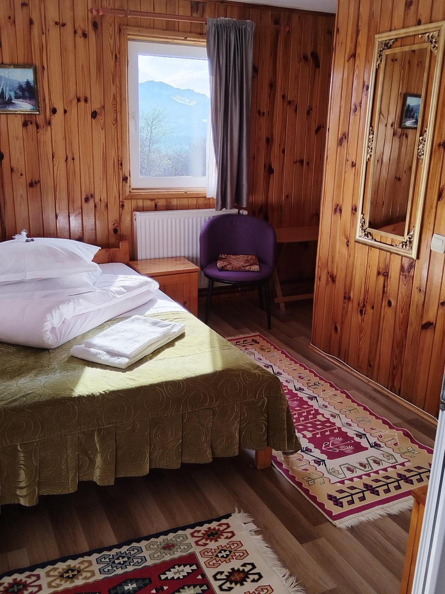 Garofita Pietrei Craiului Hotell Peştera Exteriör bild